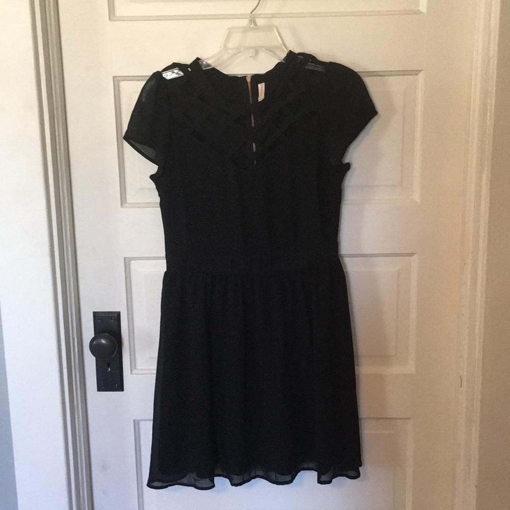 DONATING 11/1!! Black chiffon cutout dress